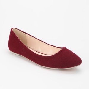 NWOT Urban Outfitters BDG Maroon Flats - size 7